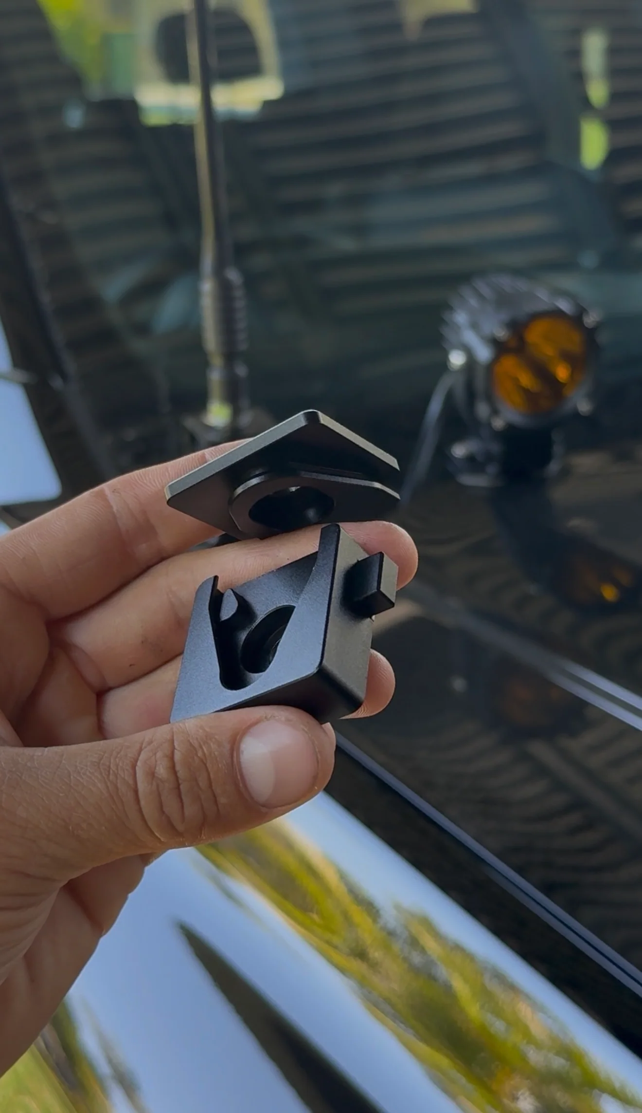 ZBAD1 - Quick Release Brackets - Image 3